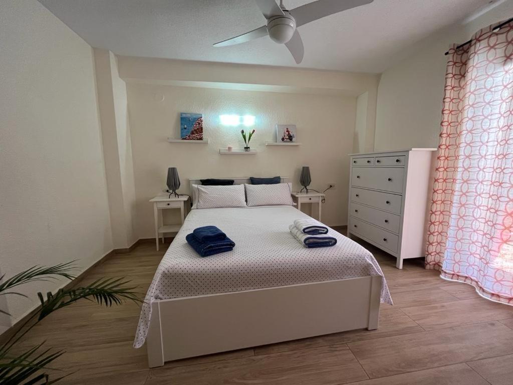 Apartamento 2 Dormitorios En Primera Linea De Playa San Cristobal Almunecar Bagian luar foto