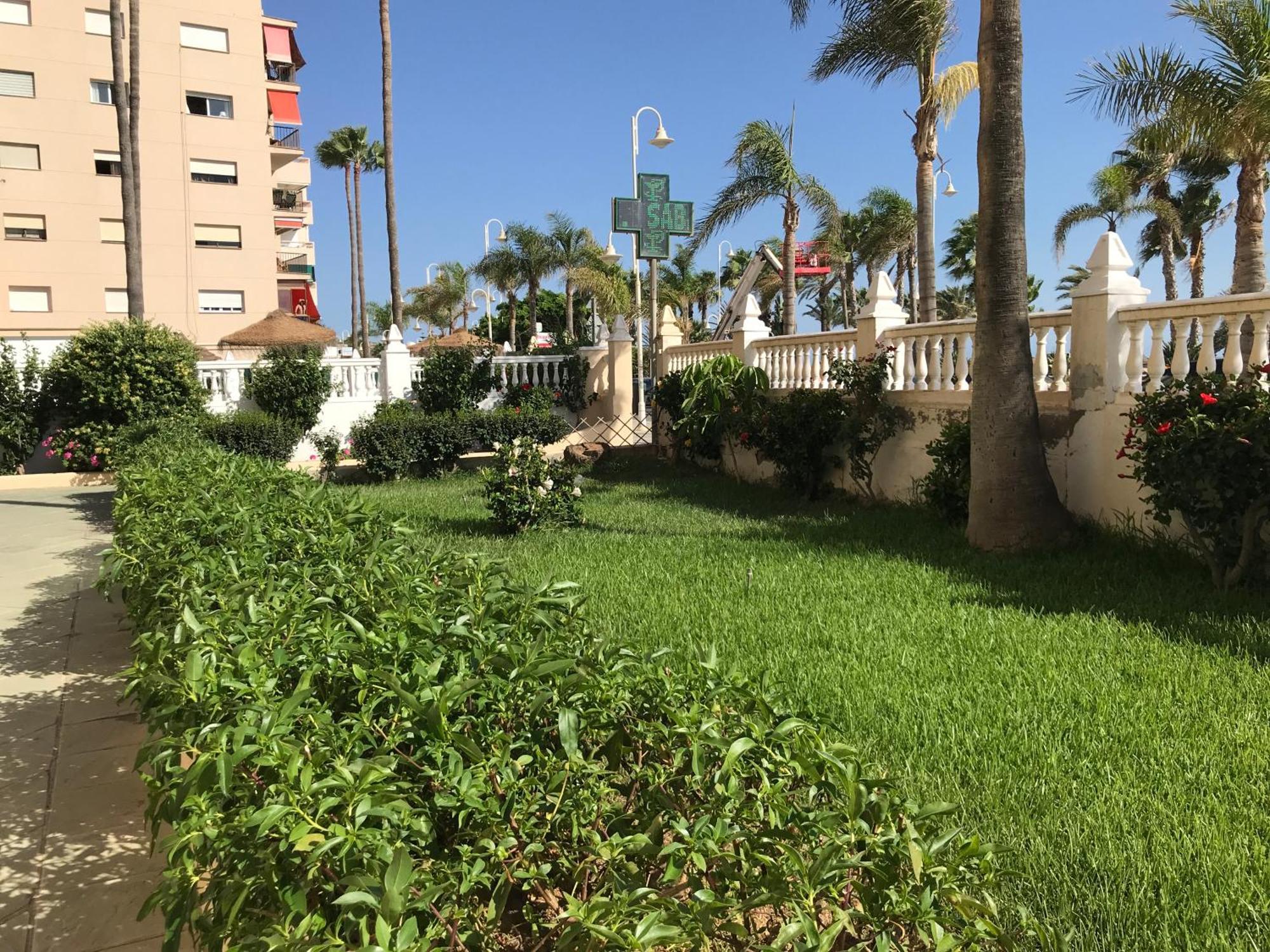 Apartamento 2 Dormitorios En Primera Linea De Playa San Cristobal Almunecar Bagian luar foto